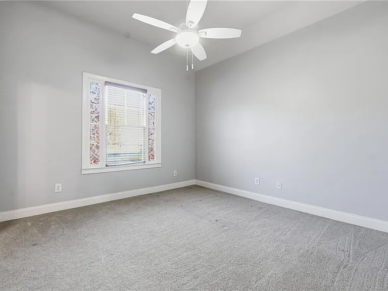 6437 Blue Water Dr — Photo 50