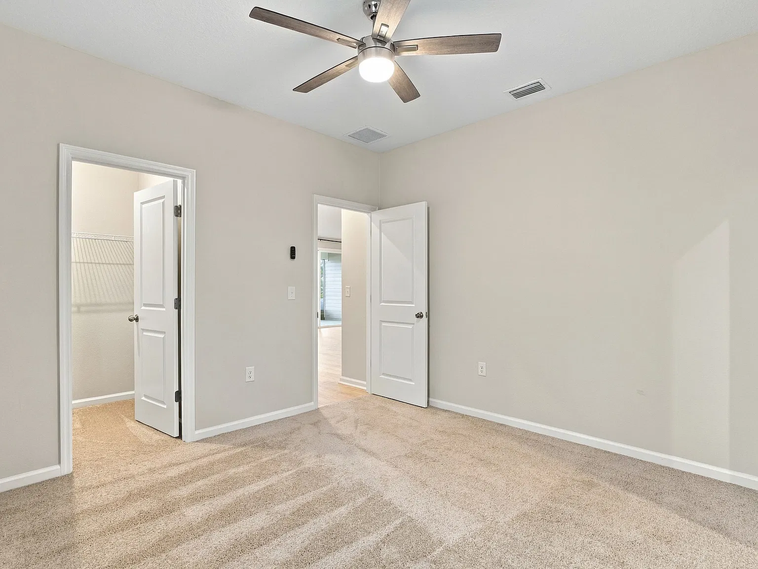 Rivertown Home — Photo 4