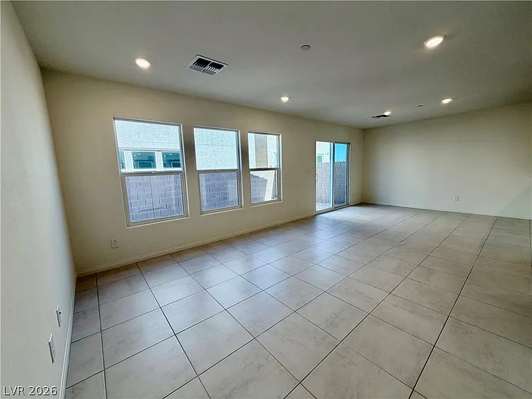 2708 Sundial Crest Ct — Photo 4