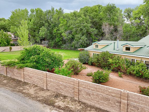 2nd image of 2 Camino Del Sol