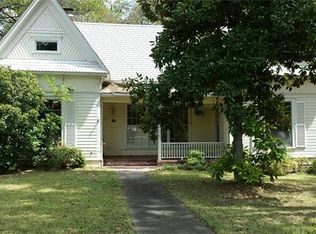 415 N Bosque St, Meridian, TX 76665