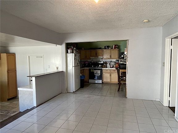 4th image of 12135 161st St