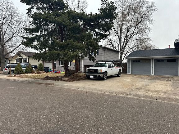 2nd image of 3142 21st Ave