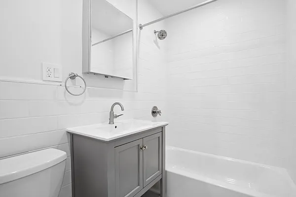 Rented by Freestone Property Group | media 9