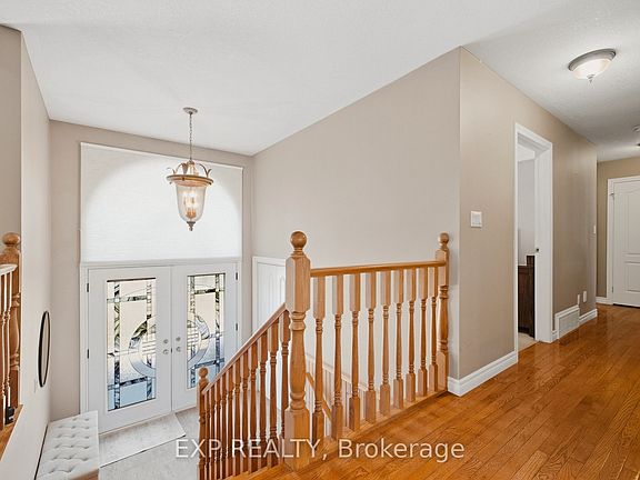 3rd image of 59 Regency Dr