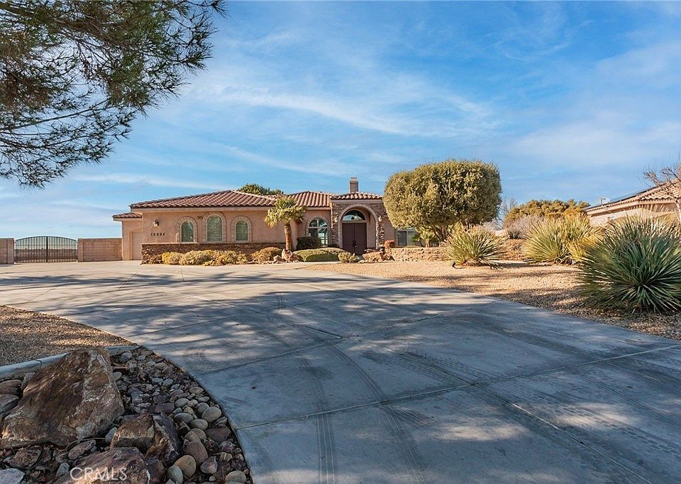 12992 Stonebrook Rd, Apple Valley, CA 92308 Zillow