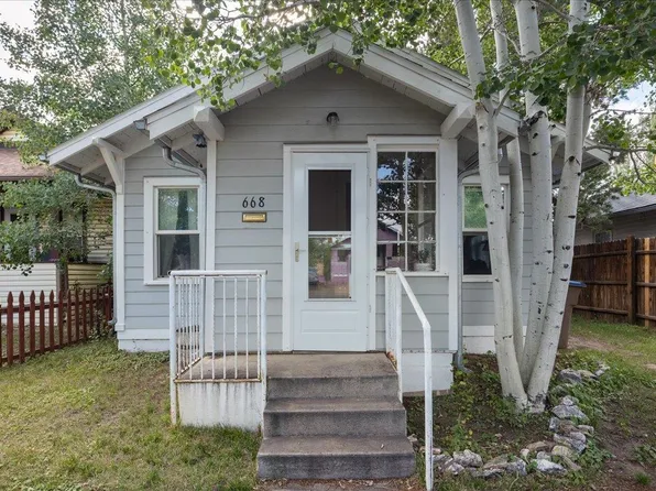 668 N 5th St, Laramie, WY 82072