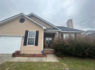 3364 Winesap Rd, Hope Mills, NC 28348