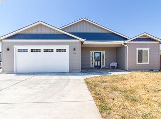 1035 W Gettman Rd, Hermiston, OR 97838
