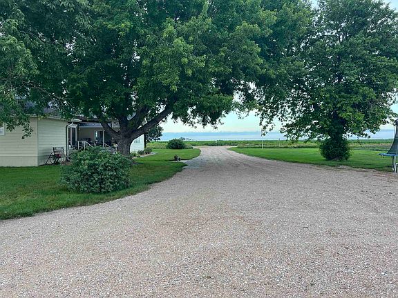 2nd image of 76491 417th Rd