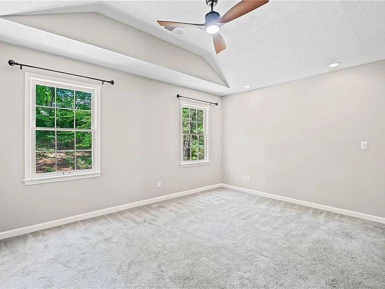 5590 Princeton Oaks Dr — Photo 36