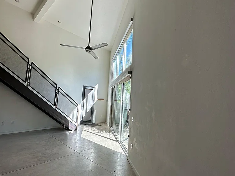 1001 E 17th St #132 — Photo 19