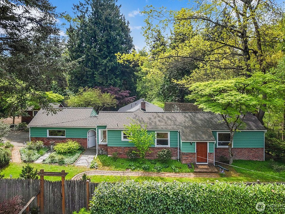 1st image of 4423 NE 178th Street