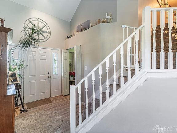 3rd image of 7075 Brookstone Dr