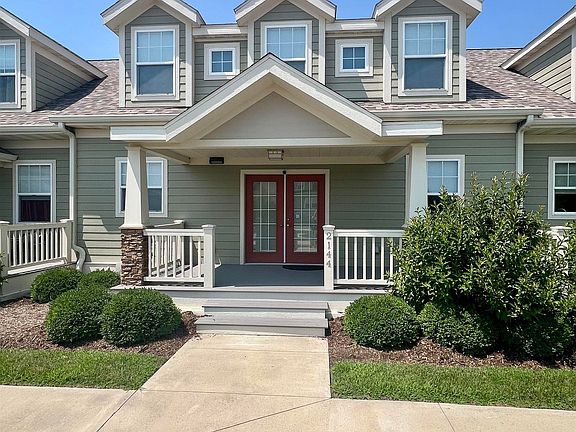 3rd image of 2144 Amber Ln