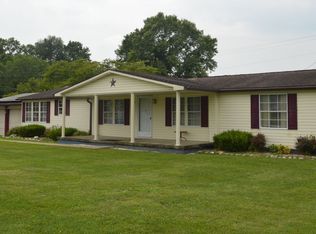 806 Pickens Rd, Racine, OH 45771