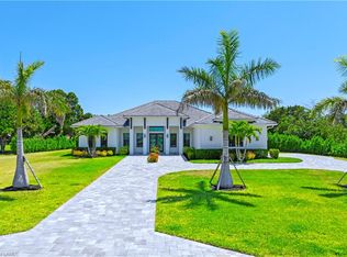 9974 Winterview DR, NAPLES, FL 34109