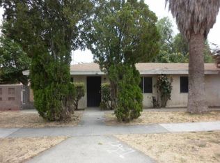 431 W Holladay Pl, Rialto, CA 92376