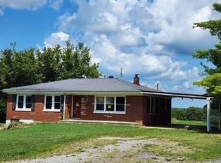 63 Rogers Rd, Moss, TN 38575