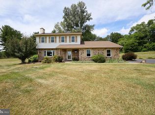 106 Stephen Ln, Pottstown, PA 19465