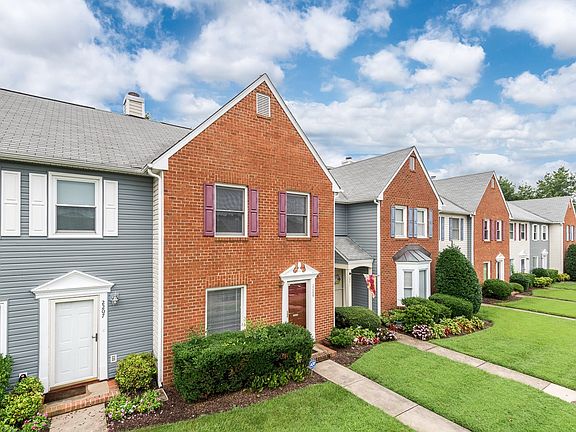 2nd image of 2209 High Bush Cir