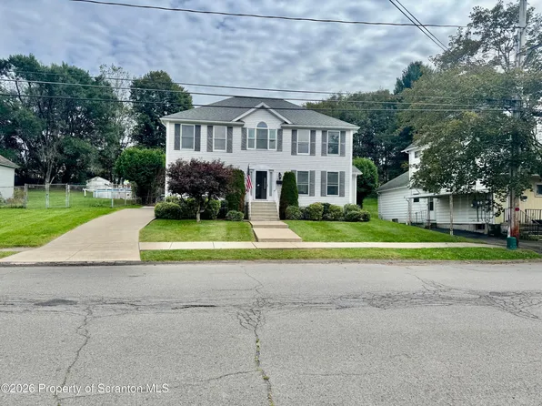 618 Hill St, Mayfield, PA 18433
