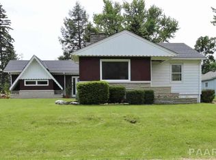 528 Carola St, Creve Coeur, IL