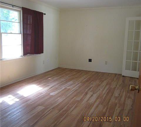 5th image of 2125 Glenwood Dr