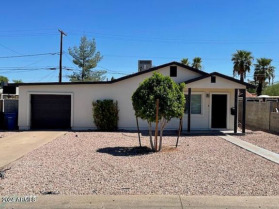 3rd image of 125 N HUNT Drive W