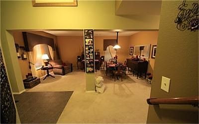3rd image of 901 Kentucky Derby Ln