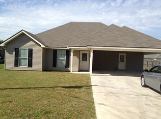 811 Gary Dr, Breaux Bridge, LA 70517