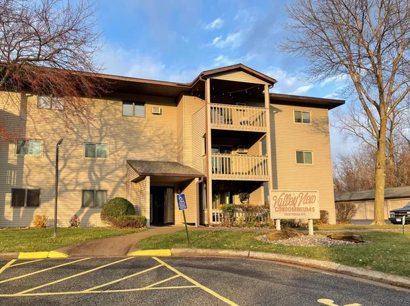 1828 Perlich Ave APT 3C, Red Wing, MN 55066