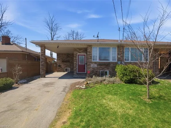 10 Clara Cres, Brantford, ON N3S 7C7