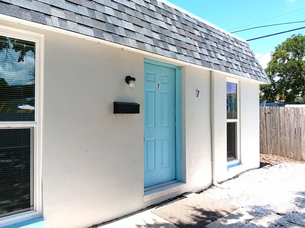 885 Beltrees St, Dunedin, FL