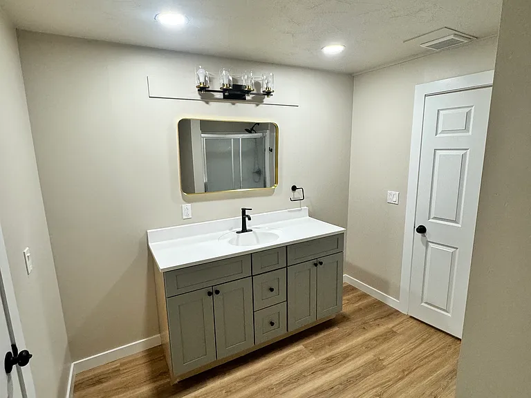 192 Beacon Hill Dr #B — Photo 20