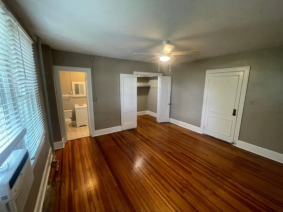 124 Live Oak Ave #18
