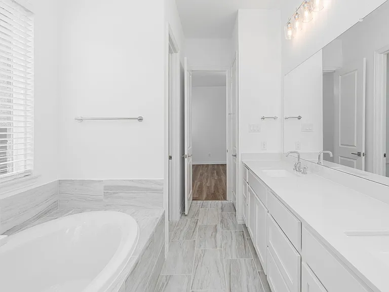 908 Utica Dr — Photo 27