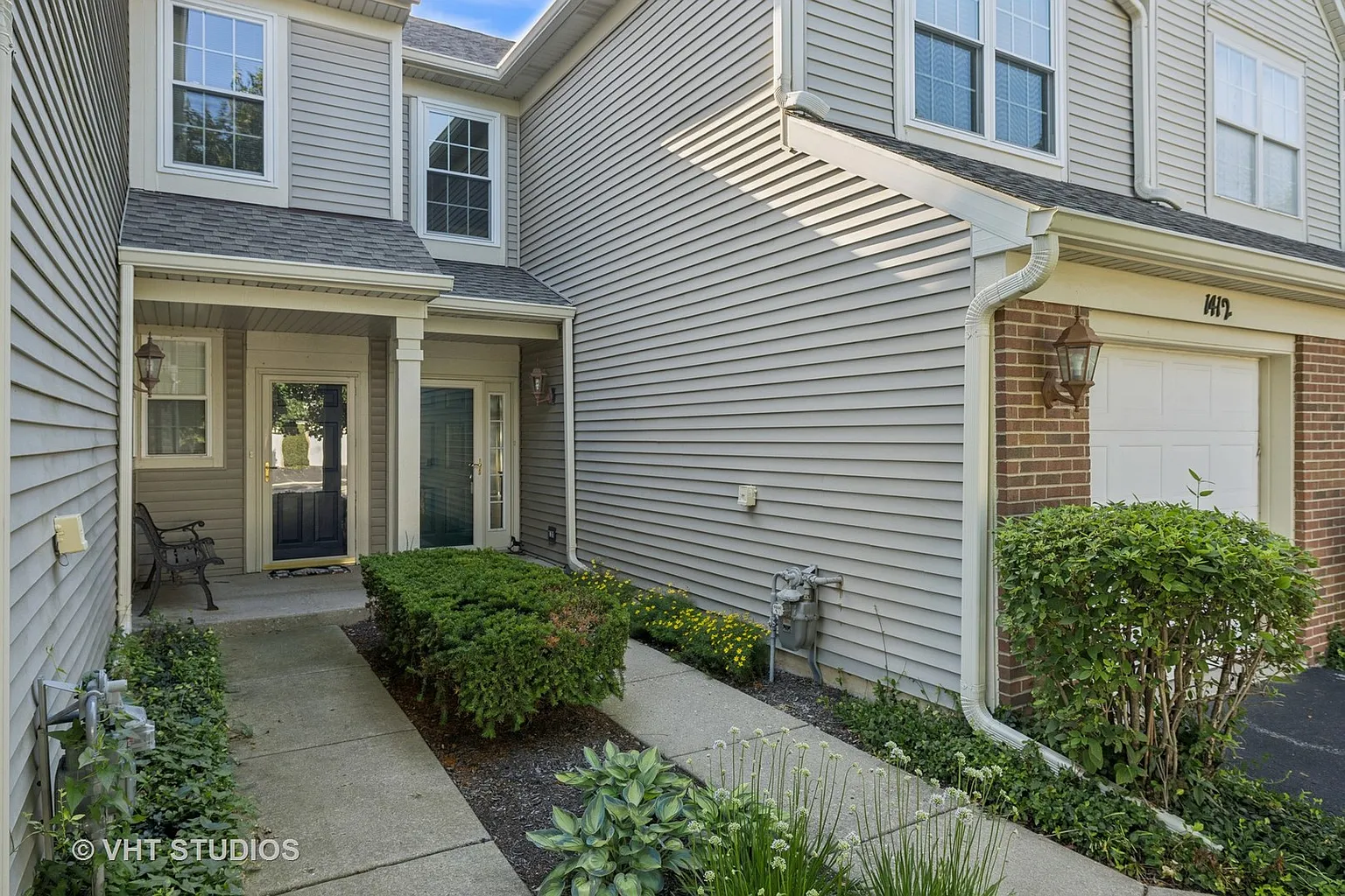 1412 Doolittle Ln photo 1