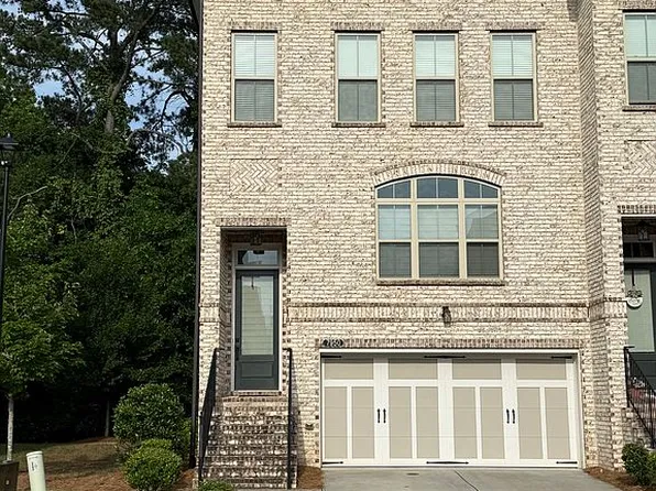 7950 Laurel Crest Dr, Johns Creek, GA 30024