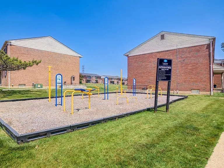 Woodacres Apartment Homes — Photo 34