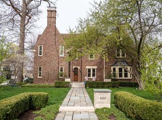 6103 N Bay Ridge Ave, Whitefish Bay, WI 53217