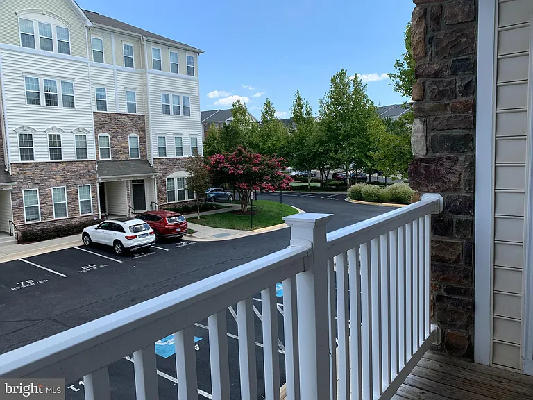 24701 Byrne Meadow Sq #200 — Photo 31