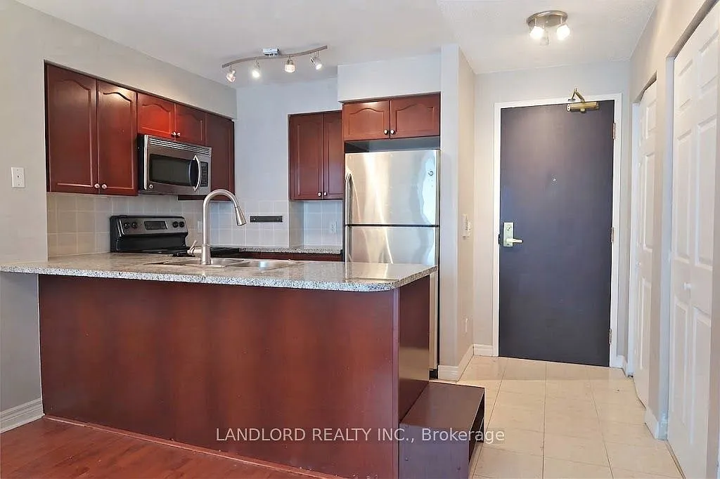 2 bed, $3,500 — Photo 1