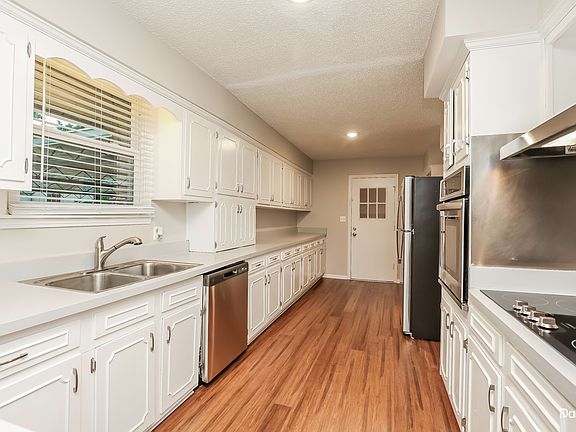 2nd image of 2613 Sailboat Ct
