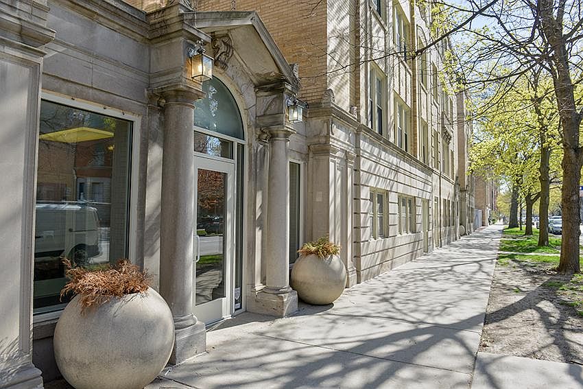 1st image of 1339 E Hyde Park Blvd #3