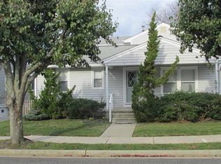 125 25th St, Avalon, NJ 08202