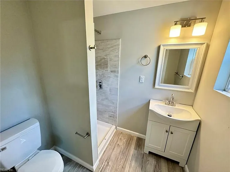 2712 Vimy Ridge Ave — Photo 13