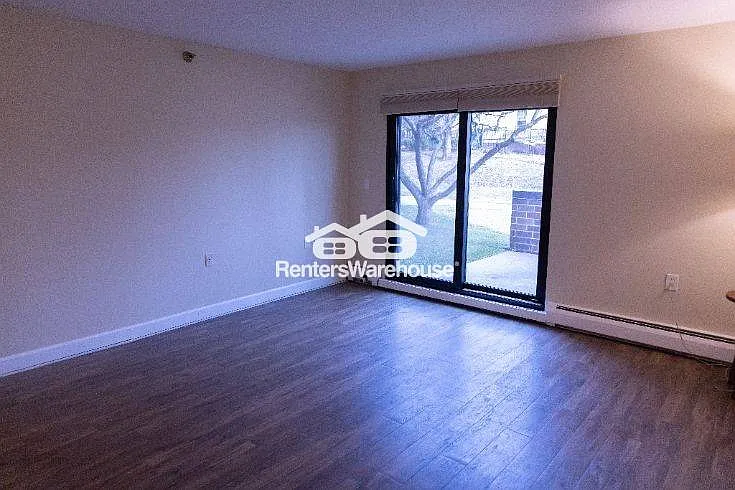 6615 Lake Shore Dr S #115 — Photo 14