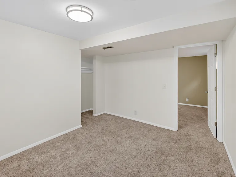 19054 W 61st Pl — Photo 26