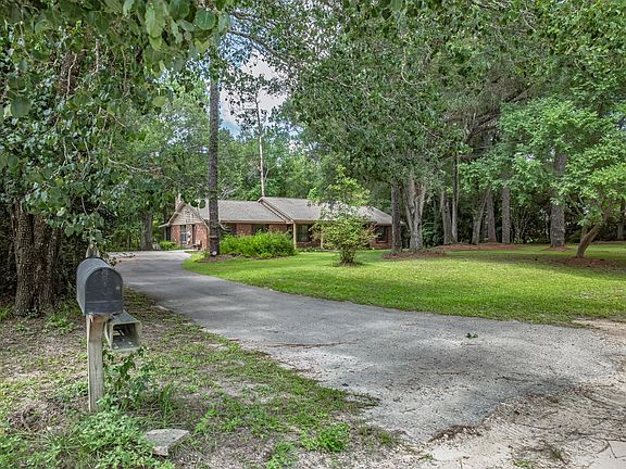 4th image of 4074 Riverwood Rd